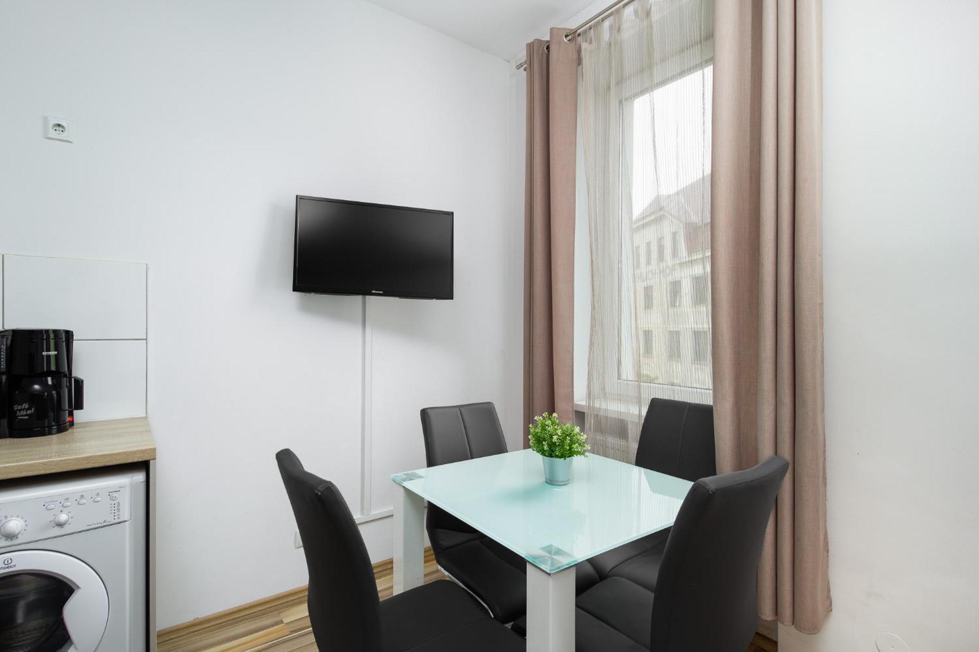 Apartament Huglgasse